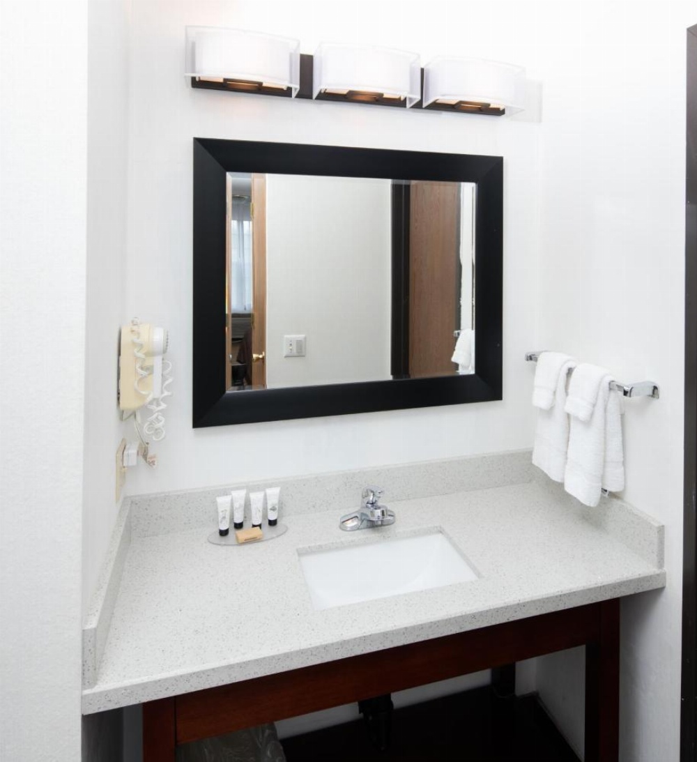 Red Lion Inn & Suites Auburn Imagen 10